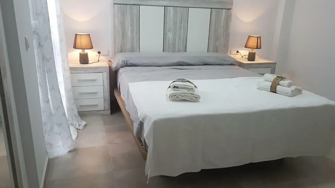 Apartamentos Cachon 자하라드로아튠스 아파트