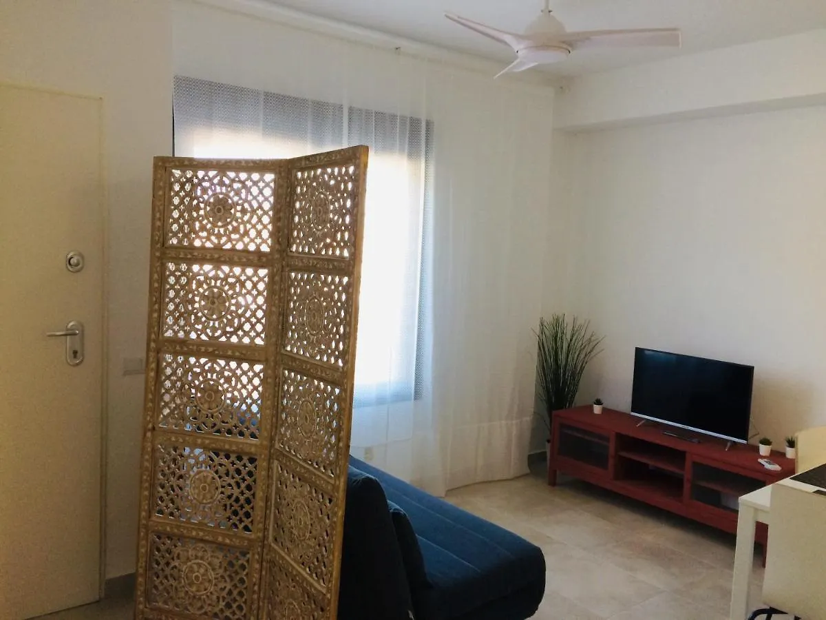 Apartamentos Cachon 자하라드로아튠스